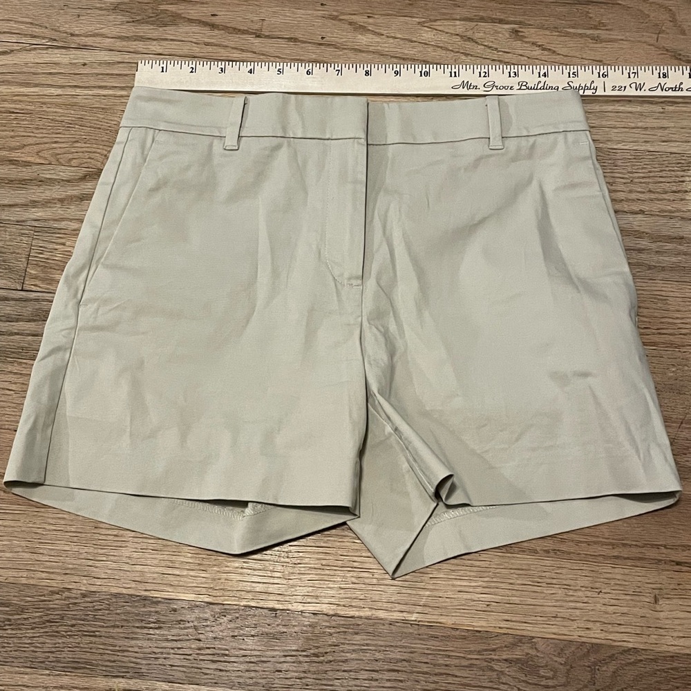 Ann Taylor shorts size‎ 2 - Picture 4 of 4